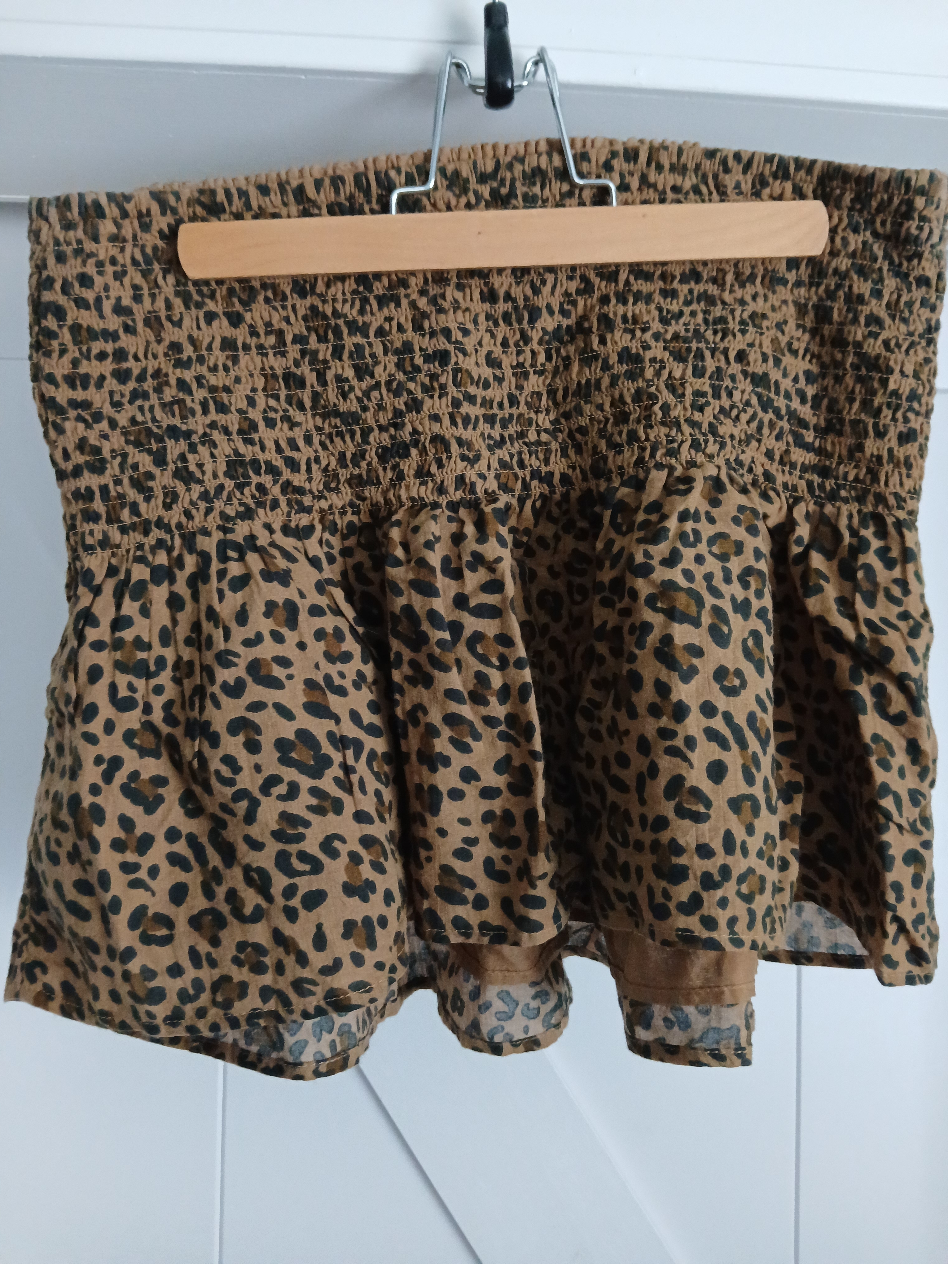 American Eagle Outfitters Tan And Black Leopard Print Smocked Crop Top